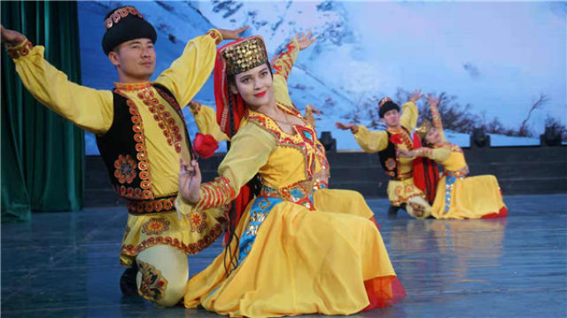原汁原味的新疆歌舞陆续登上广东多市舞台
